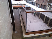 Безрамное ограждение террасы и балкона многоэтажного дома - фото 2